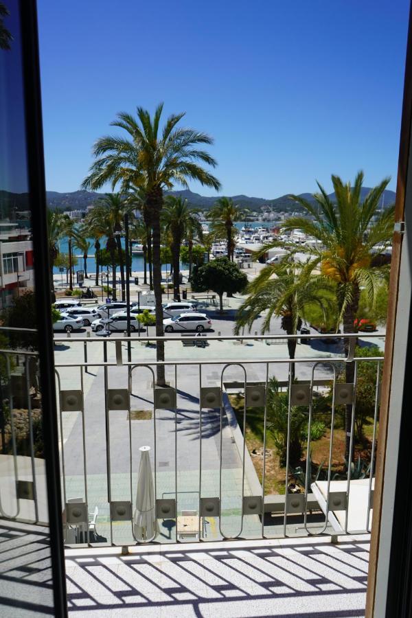 Hotel apartamentowy Portmany